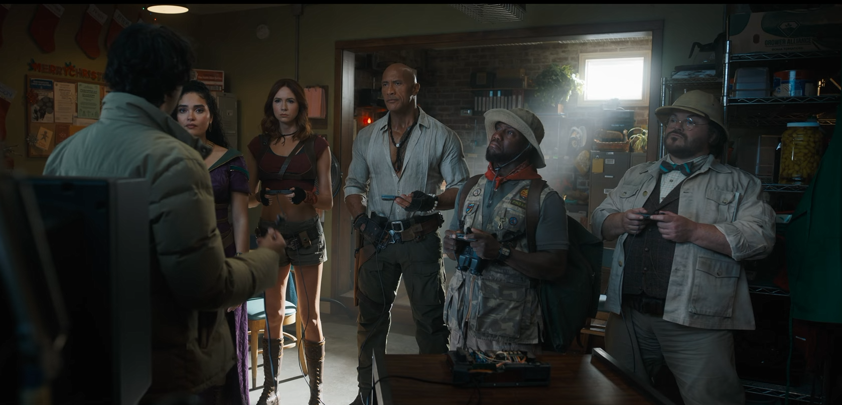 umanji: Open World trailer features Dwayne Johnson, Karen Gillan, Kevin Hart, and Jack Black