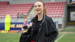 Ted Lasso Season 4 Episode 3 Recap – Lady Greyhounds coach on the football field